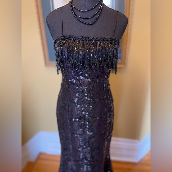 Evening gown - Picture 3 of 9